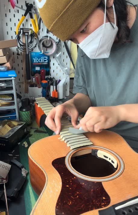 Guitar service detail